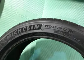 225 45 18 Michelin Pilot Sport ps4